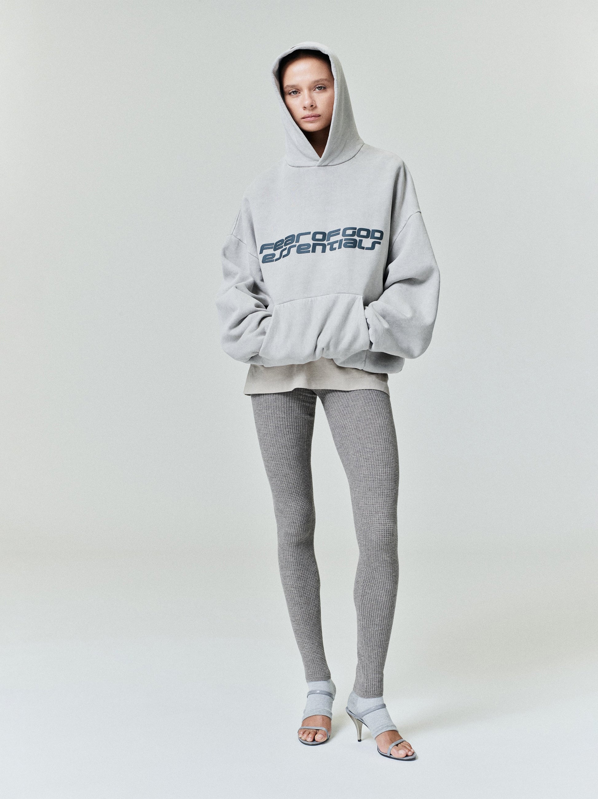 Heavy Fleece 90s Hoodie